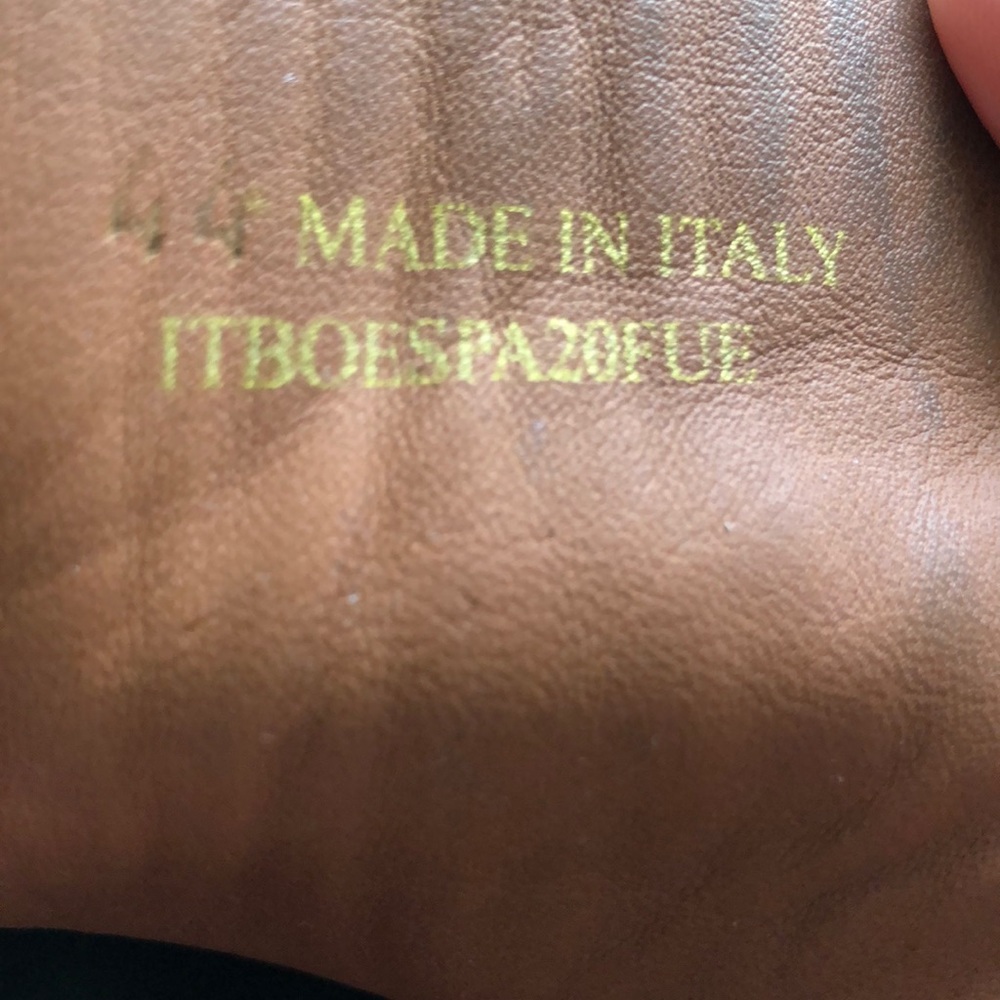 100% Authentic Burberry Sneakers! - Picture 6 of 8